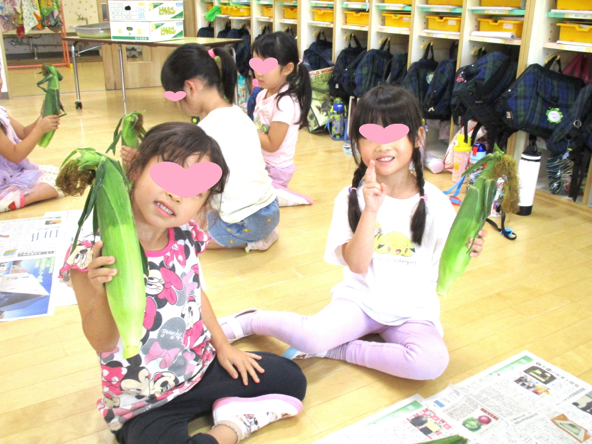 食育🌽～とうもろこしの皮むき～